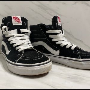 Black Vans SK8- HI